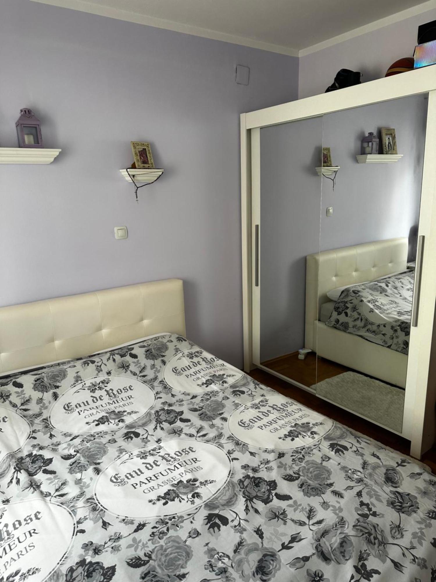 Apartment Cosy Apartment-private Parking